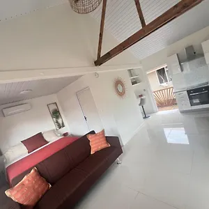 anuarii-lodge.frenchpolynesia-hotels.com/
